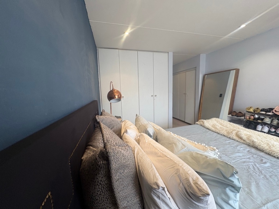 2 Bedroom Property for Sale in Hyde Park Gauteng