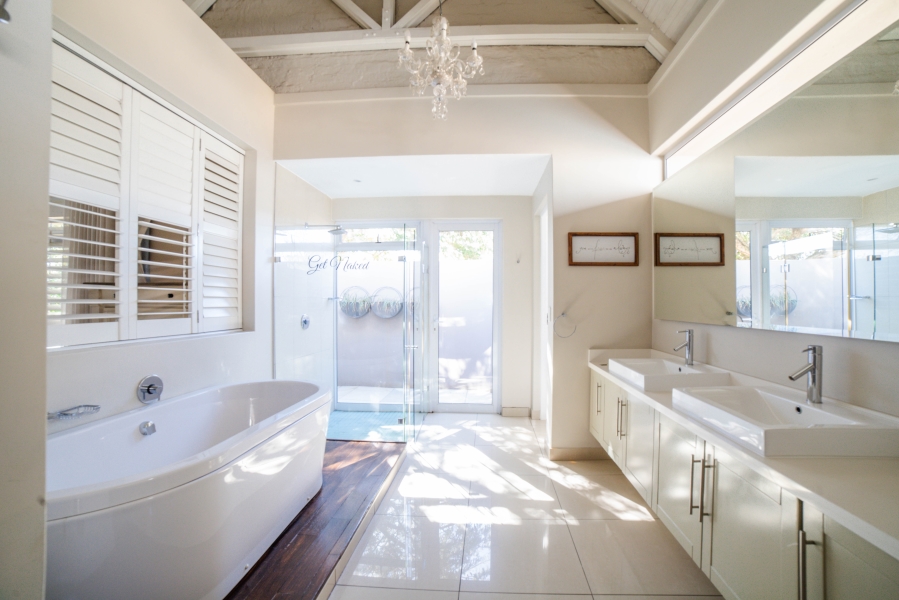 4 Bedroom Property for Sale in Serengeti Lifestyle Estate Gauteng