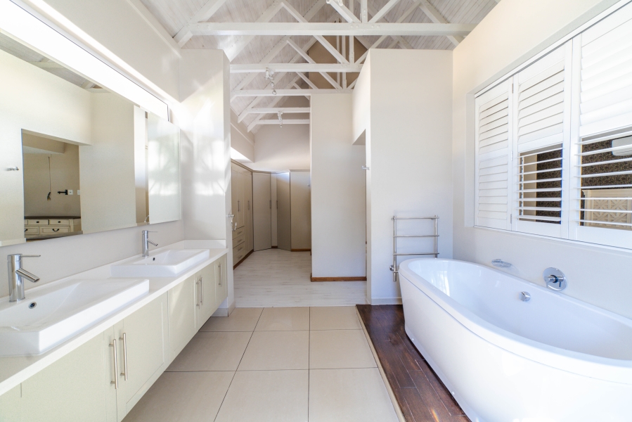 4 Bedroom Property for Sale in Serengeti Lifestyle Estate Gauteng