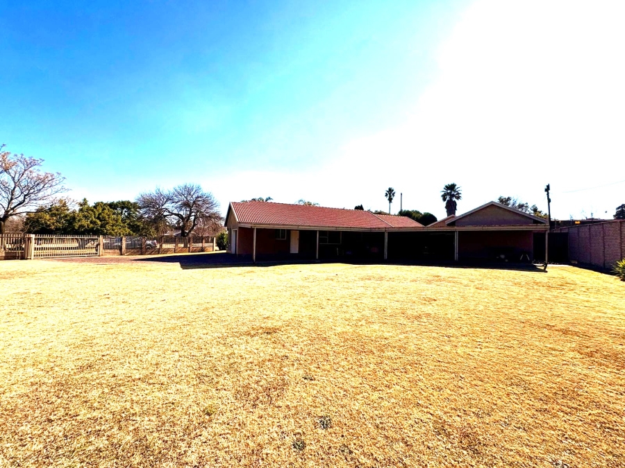 3 Bedroom Property for Sale in Dalpark Proper Gauteng