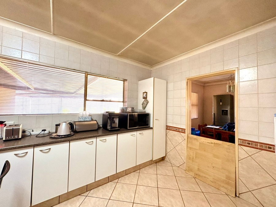 3 Bedroom Property for Sale in Dalpark Proper Gauteng
