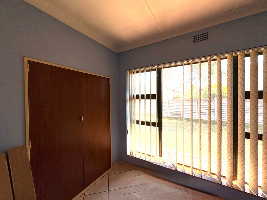 3 Bedroom Property for Sale in Dalpark Proper Gauteng