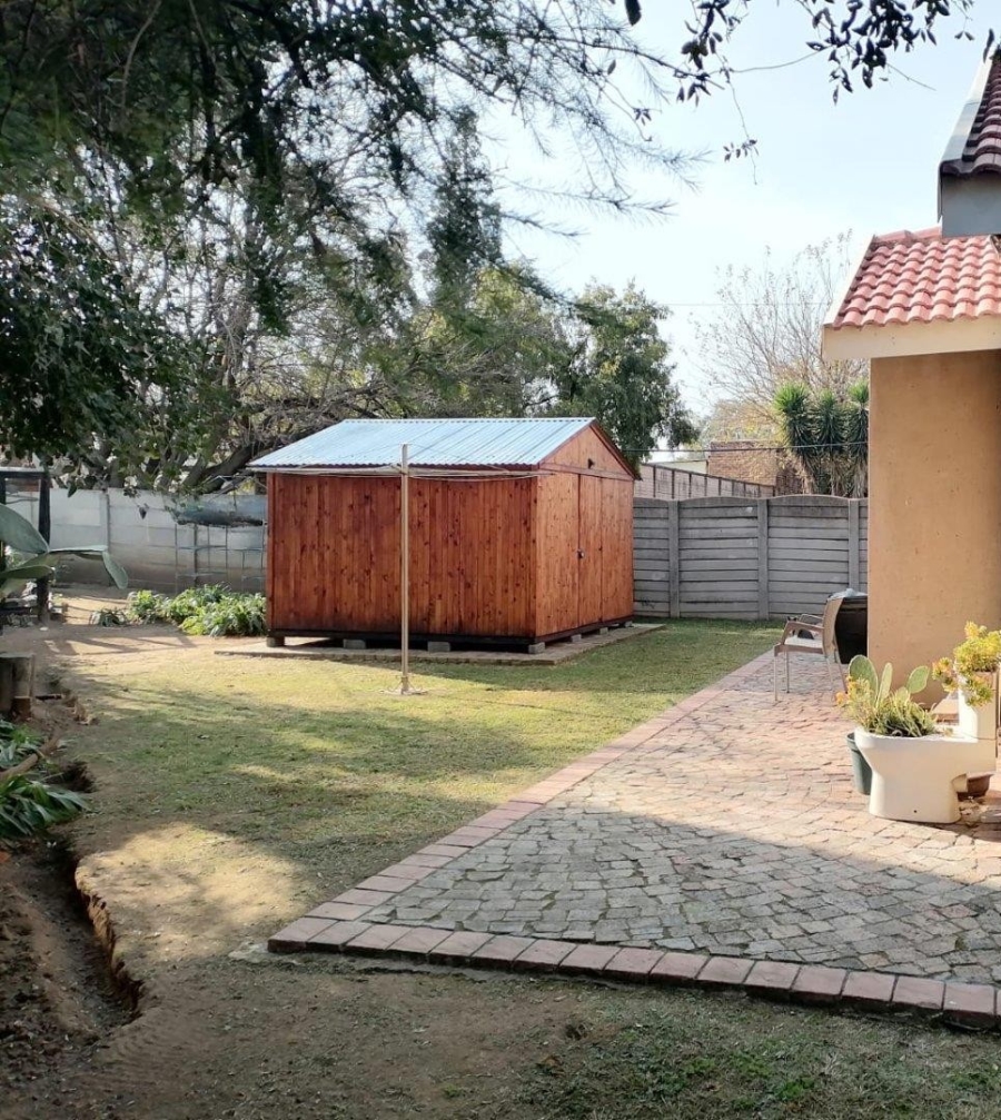 3 Bedroom Property for Sale in Dalpark Proper Gauteng