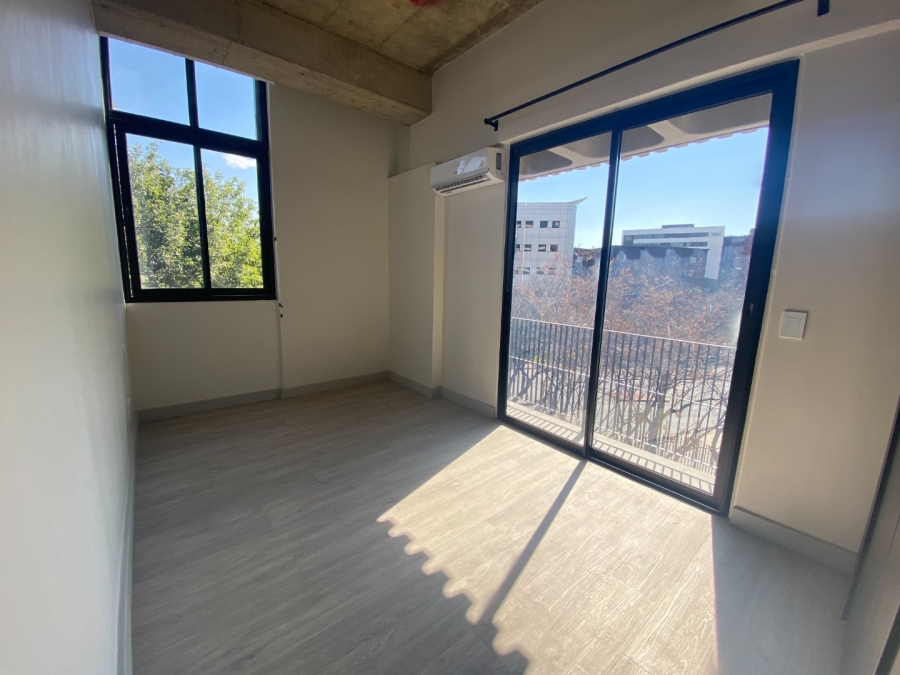 1 Bedroom Property for Sale in Sandown Gauteng