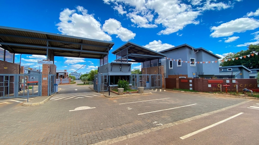 1 Bedroom Property for Sale in Montana Gauteng