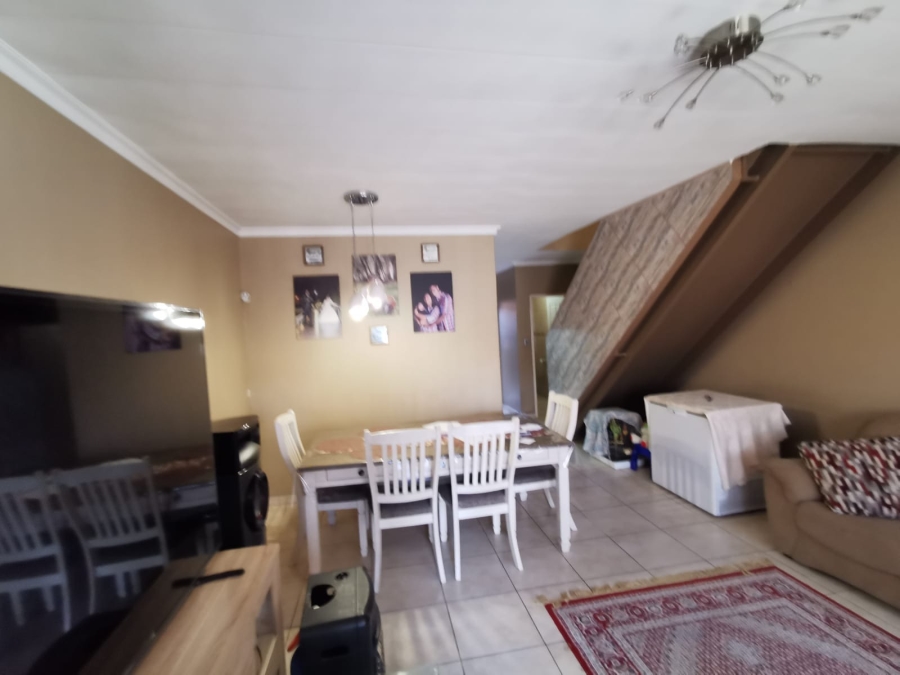 2 Bedroom Property for Sale in South Crest Gauteng