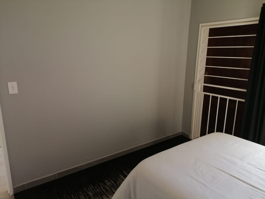 1 Bedroom Property for Sale in Annlin Gauteng
