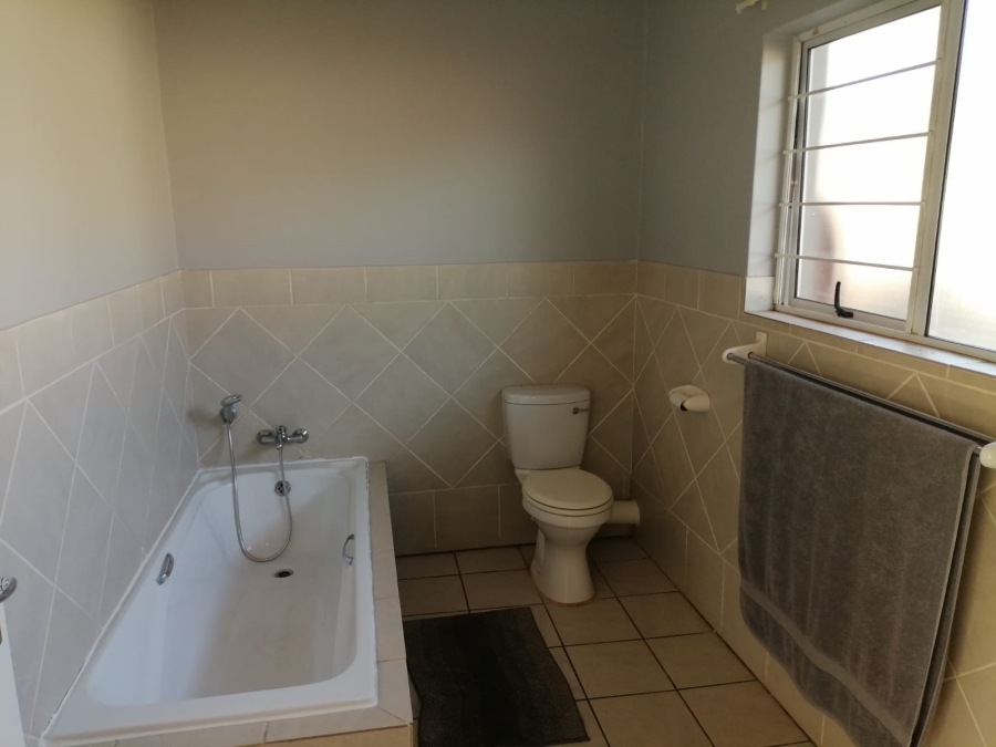 1 Bedroom Property for Sale in Annlin Gauteng