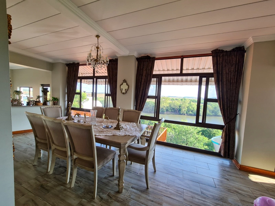 5 Bedroom Property for Sale in Vaaloewer Gauteng