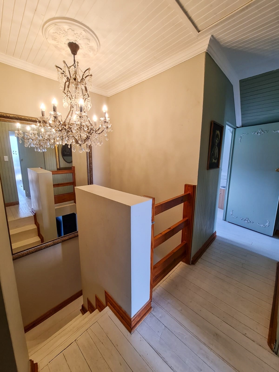 5 Bedroom Property for Sale in Vaaloewer Gauteng
