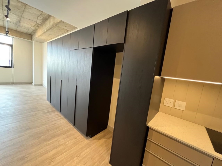 1 Bedroom Property for Sale in Sandown Gauteng