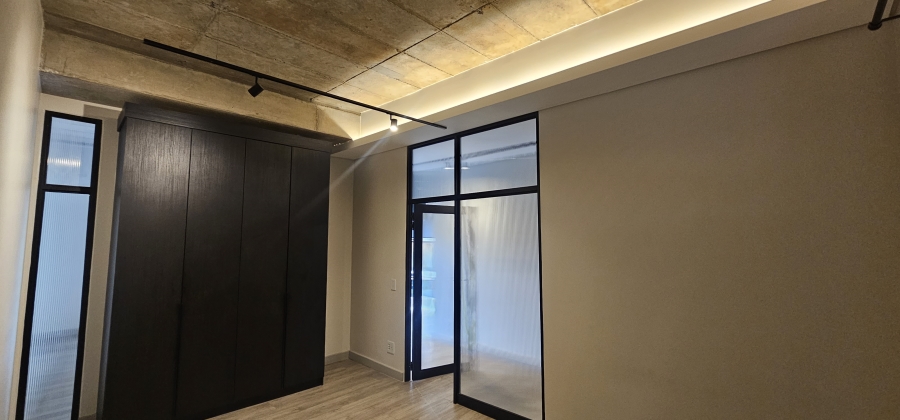 1 Bedroom Property for Sale in Sandown Gauteng