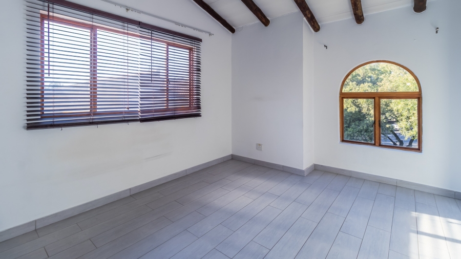 1 Bedroom Property for Sale in Noordhang Gauteng