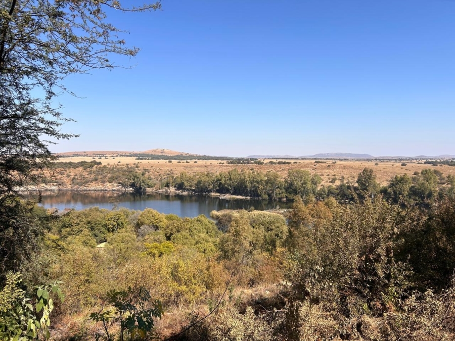 0 Bedroom Property for Sale in Vaaloewer Gauteng