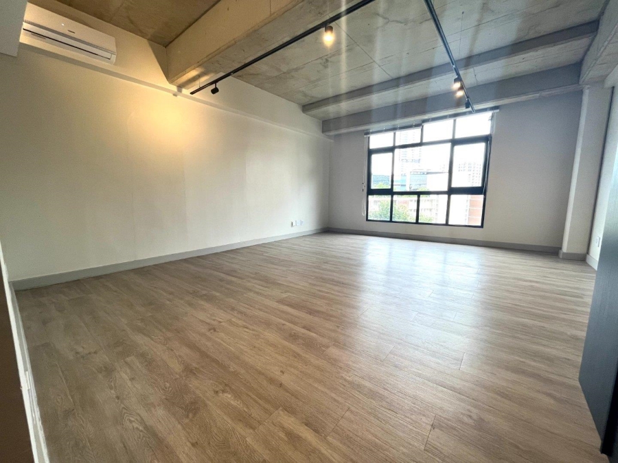1 Bedroom Property for Sale in Sandown Gauteng