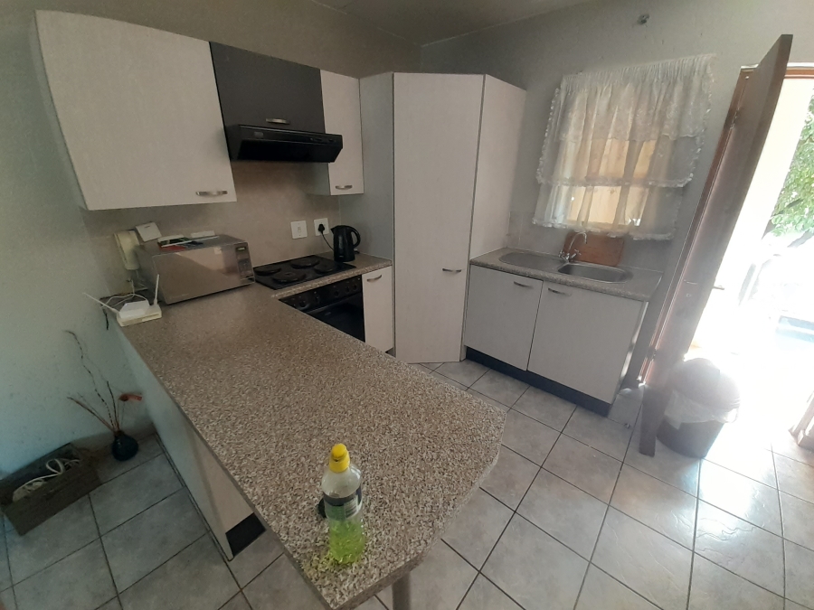 1 Bedroom Property for Sale in Ferndale Gauteng