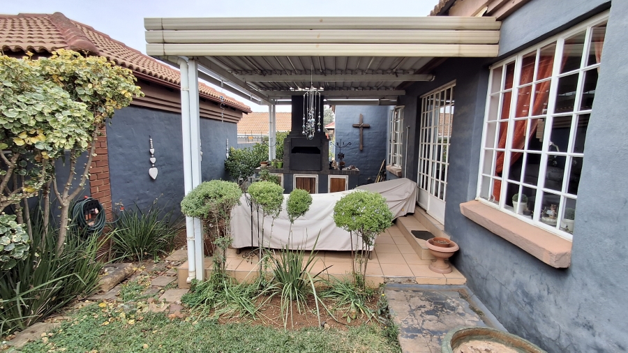 3 Bedroom Property for Sale in Montana Park Gauteng