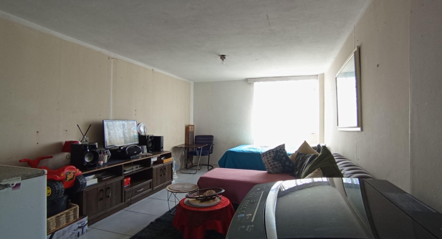 2 Bedroom Property for Sale in Pretoria West Gauteng