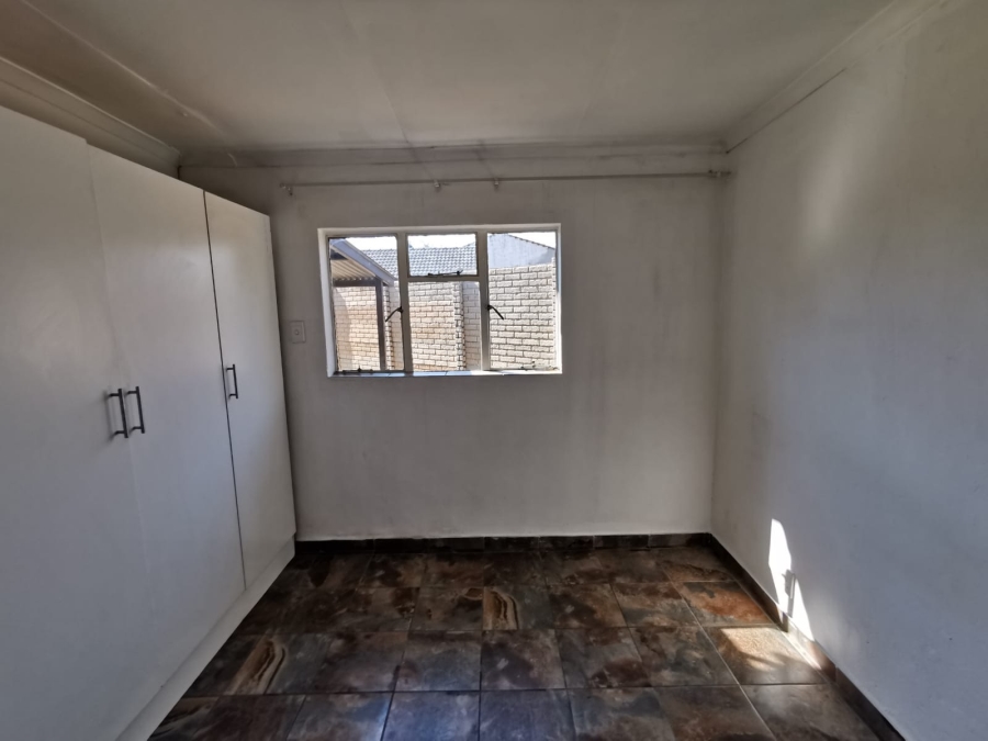 3 Bedroom Property for Sale in Albertsdal Gauteng