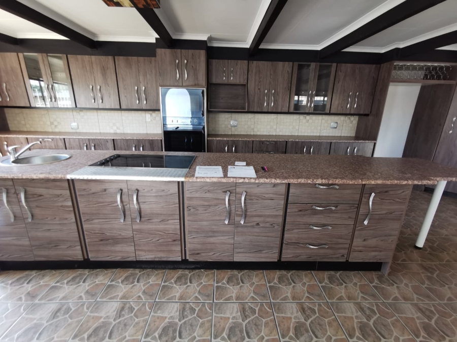 3 Bedroom Property for Sale in Albertsdal Gauteng