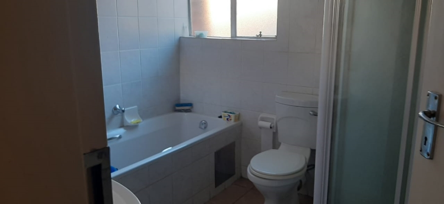 2 Bedroom Property for Sale in Birchleigh Gauteng