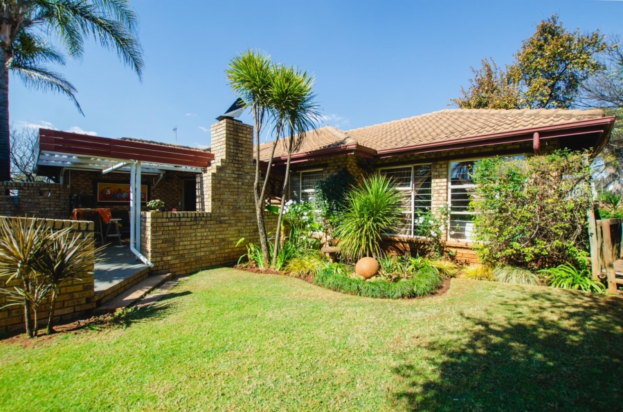 3 Bedroom Property for Sale in Highveld Gauteng