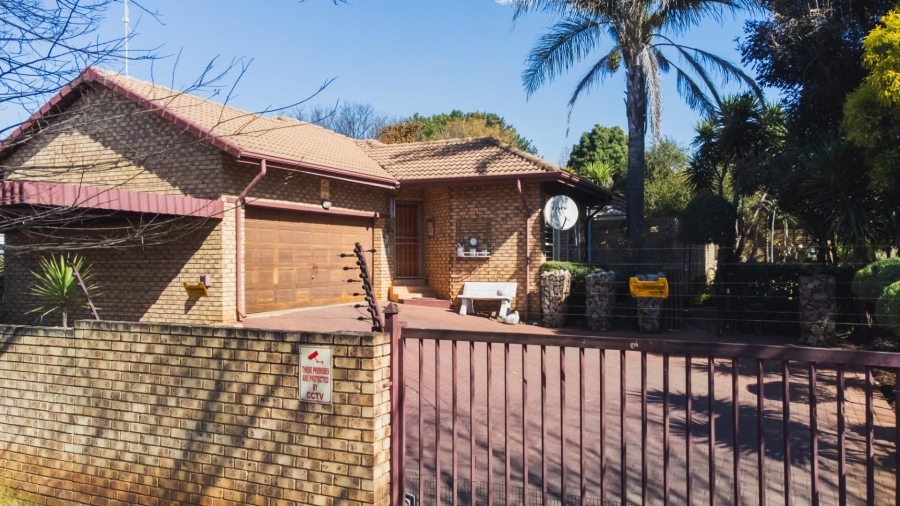 3 Bedroom Property for Sale in Highveld Gauteng