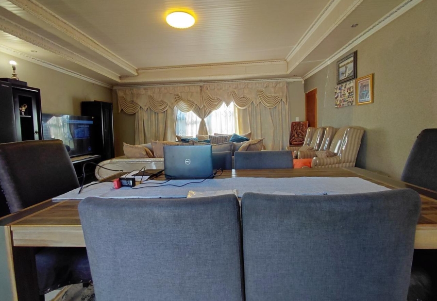 3 Bedroom Property for Sale in Dawn Park Gauteng