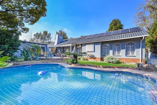 3 Bedroom Property for Sale in Brackendowns Gauteng