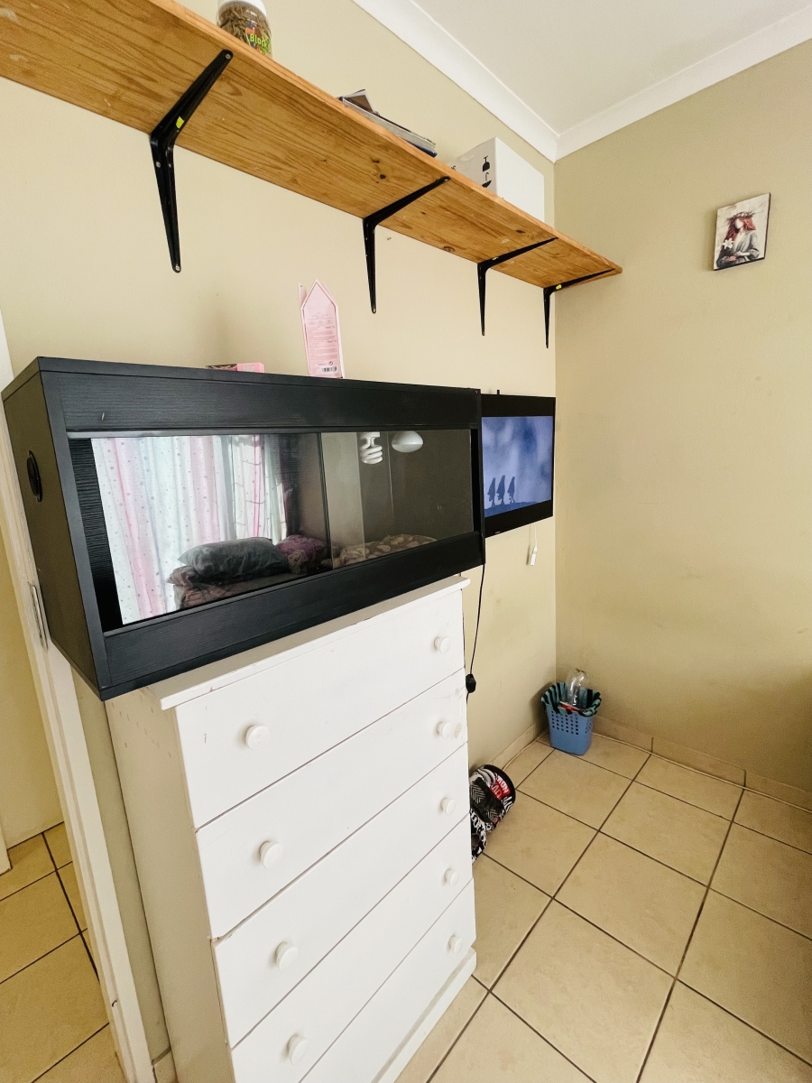 4 Bedroom Property for Sale in Dorandia Gauteng