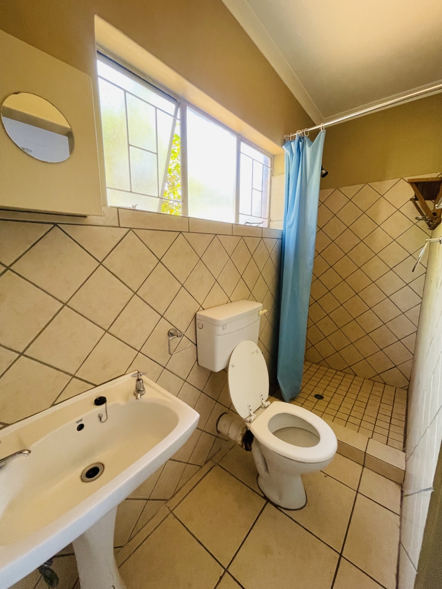 4 Bedroom Property for Sale in Dorandia Gauteng