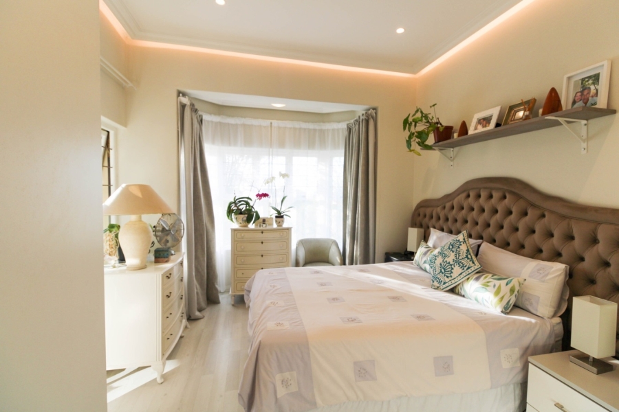 2 Bedroom Property for Sale in Bryanston Gauteng