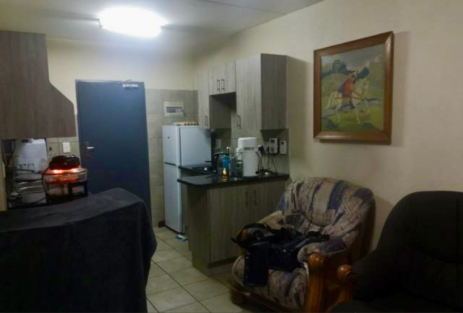 2 Bedroom Property for Sale in Doornpoort Gauteng