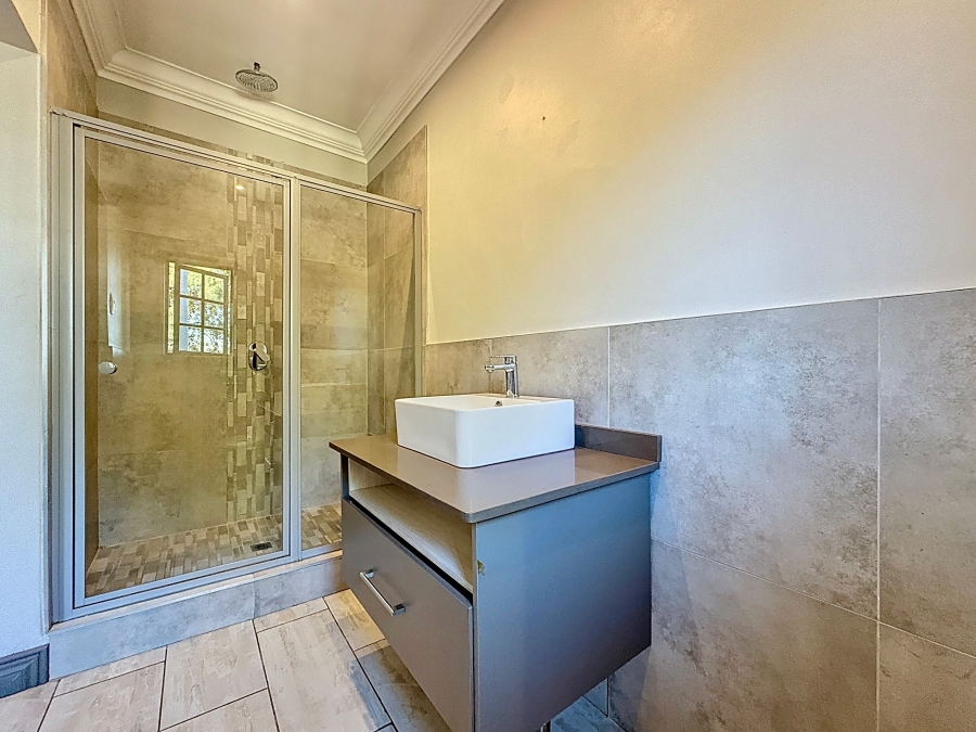 6 Bedroom Property for Sale in Silver Lakes Golf Estate Gauteng