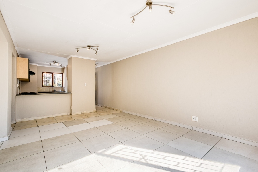 To Let 2 Bedroom Property for Rent in Sunninghill Gauteng