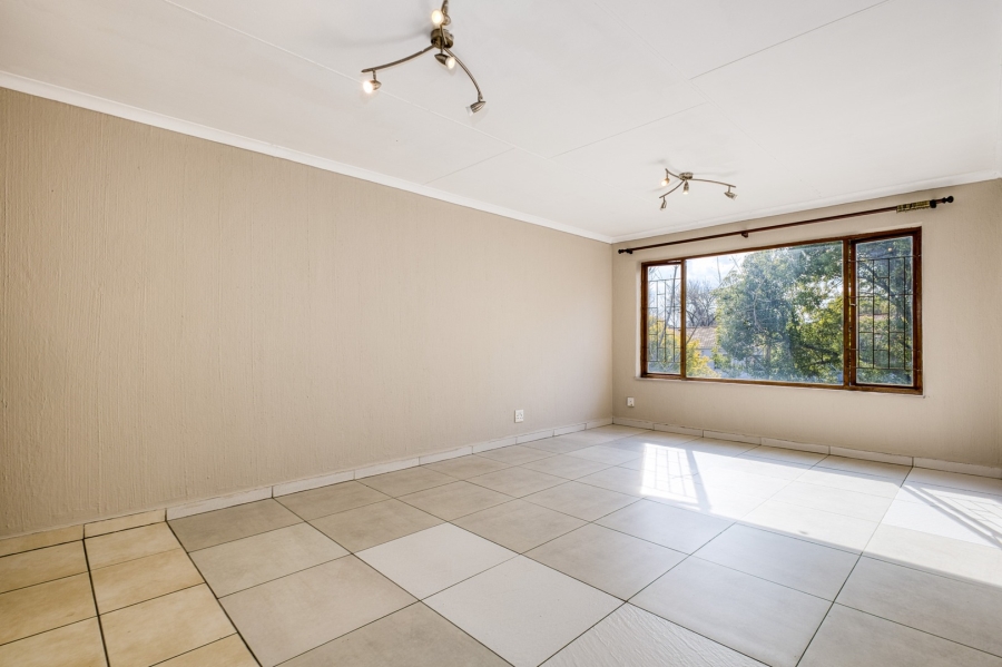 To Let 2 Bedroom Property for Rent in Sunninghill Gauteng