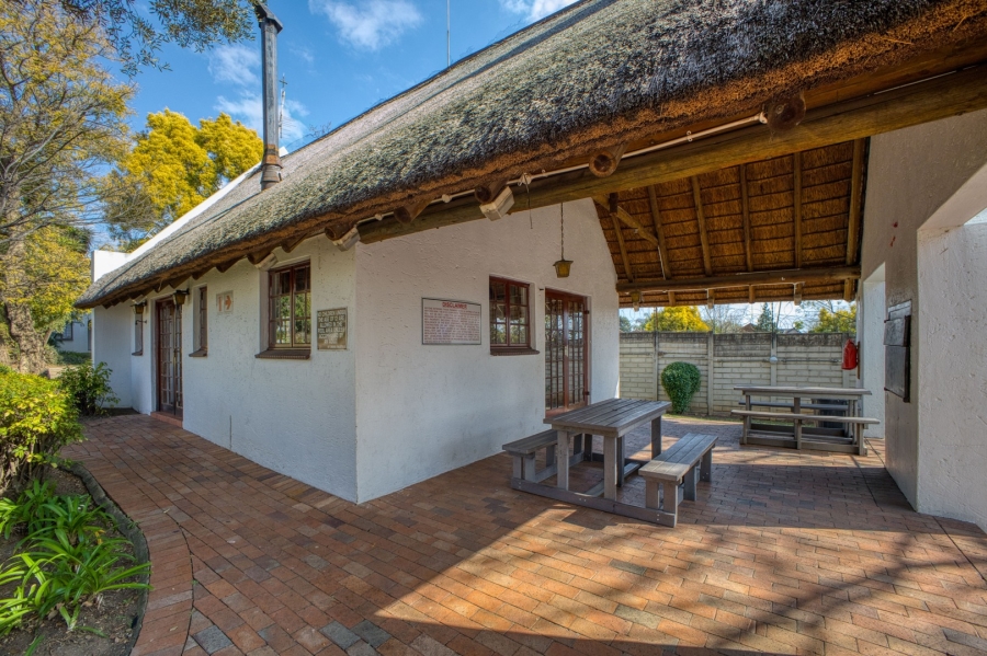 To Let 2 Bedroom Property for Rent in Sunninghill Gauteng