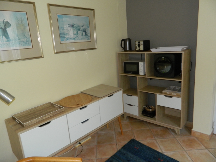 To Let 1 Bedroom Property for Rent in Silver Lakes Golf Estate Gauteng