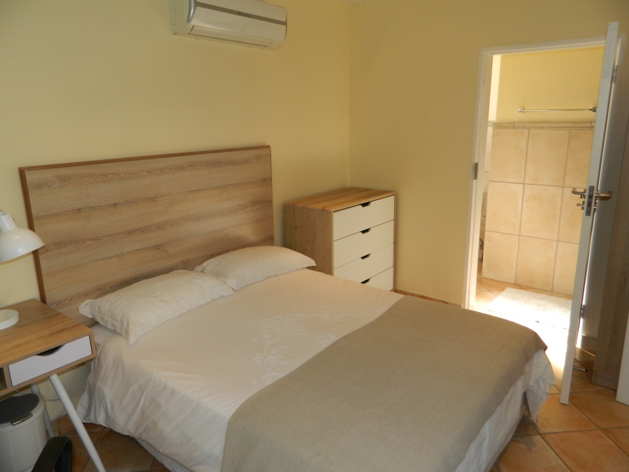 To Let 1 Bedroom Property for Rent in Silver Lakes Golf Estate Gauteng