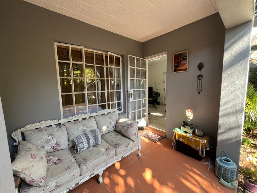 1 Bedroom Property for Sale in Illovo Gauteng