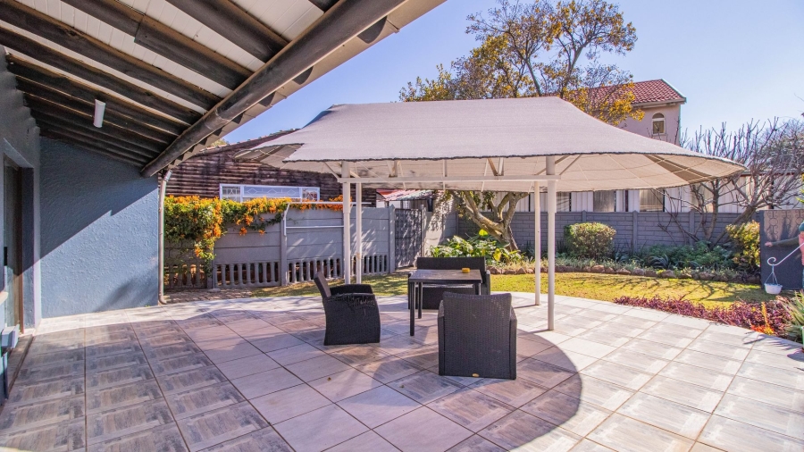 3 Bedroom Property for Sale in Glen Marais Gauteng