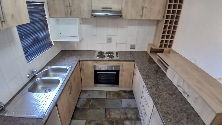 3 Bedroom Property for Sale in Wierda Park Gauteng