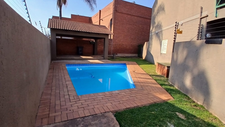 3 Bedroom Property for Sale in Wierda Park Gauteng