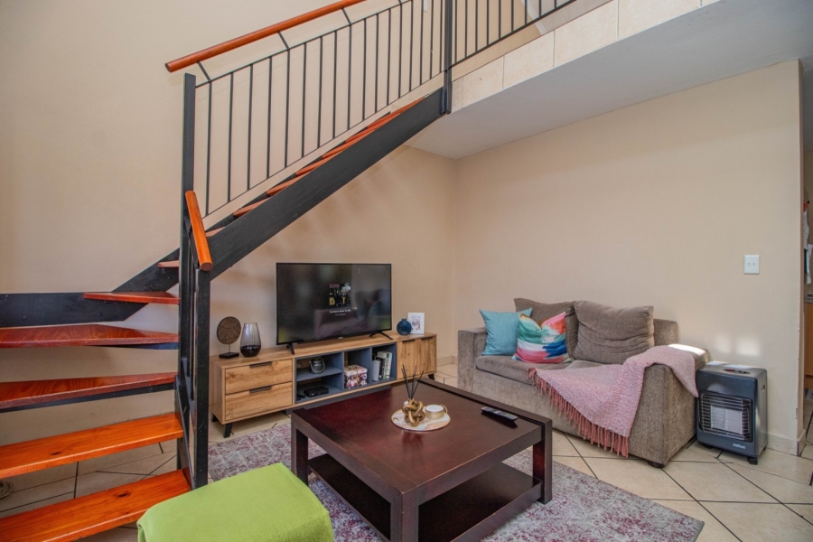 2 Bedroom Property for Sale in Glen Marais Gauteng