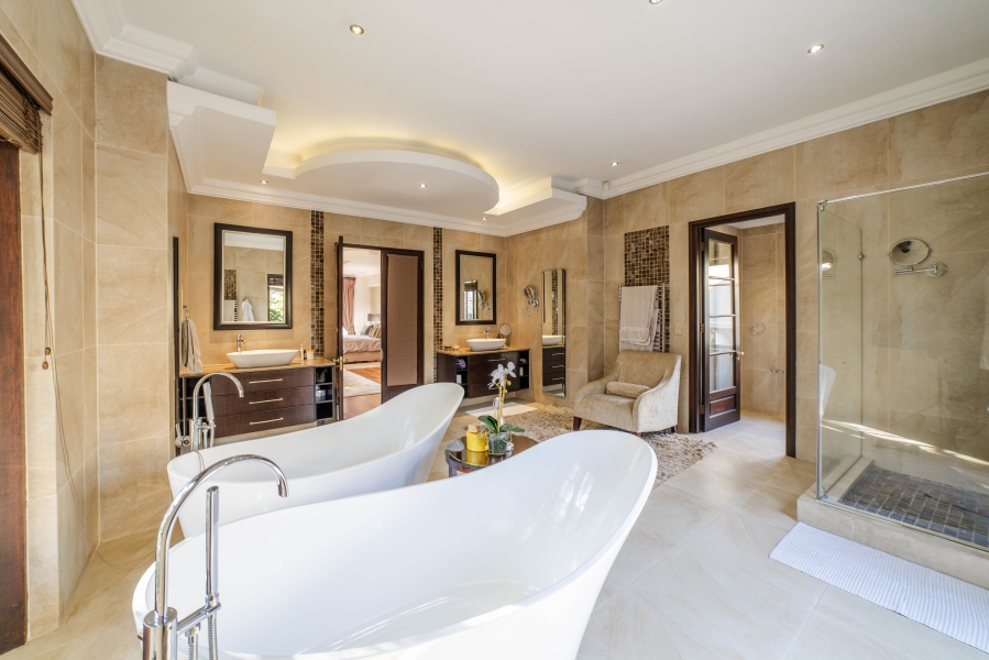 5 Bedroom Property for Sale in Dainfern Valley Gauteng