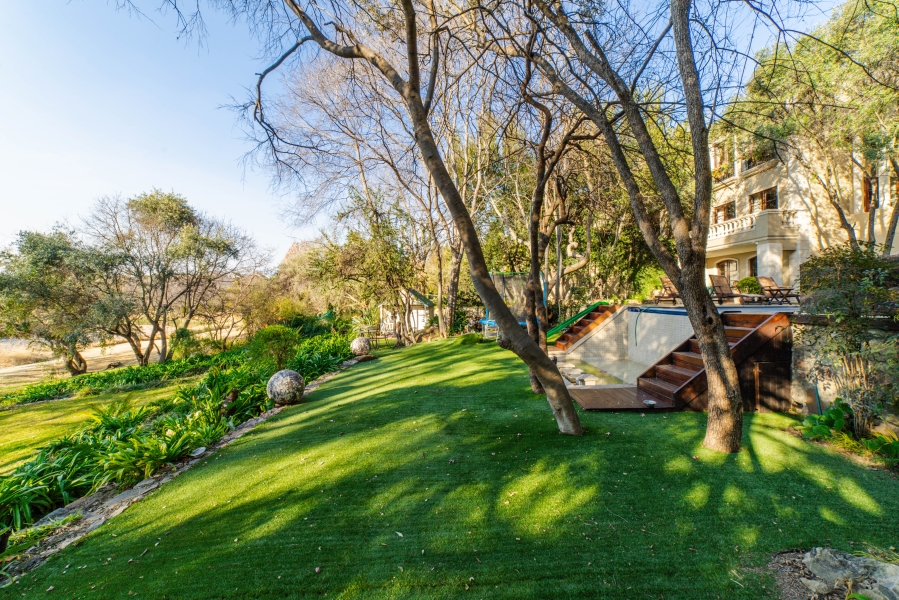 5 Bedroom Property for Sale in Dainfern Valley Gauteng