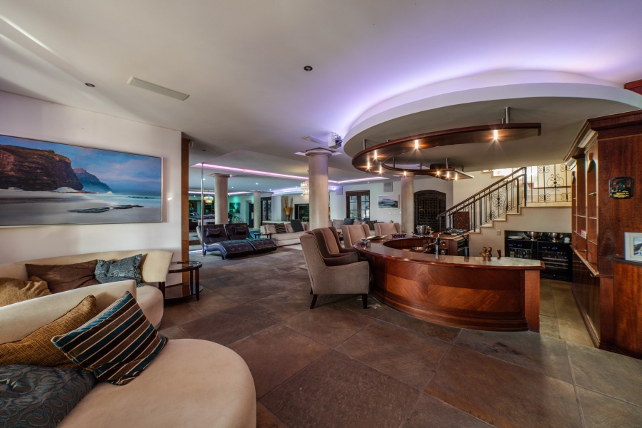 5 Bedroom Property for Sale in Dainfern Valley Gauteng