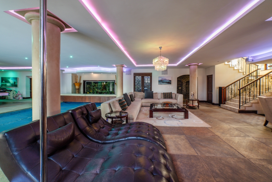 5 Bedroom Property for Sale in Dainfern Valley Gauteng