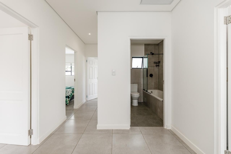 3 Bedroom Property for Sale in Linden Gauteng