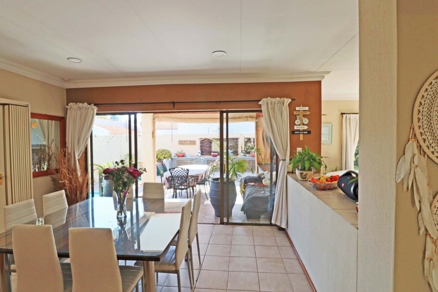 3 Bedroom Property for Sale in Bryanston Gauteng
